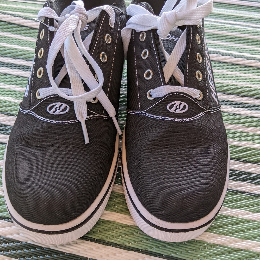 Men's 9 Heelys